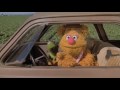 Movin' Right Along - Kermit the Frog and Fozzie Bear