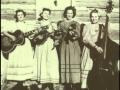 Coon Creek Girls - Banjo Pickin Girl (1944)