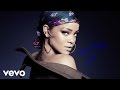 Rihanna - Bitch Better Have My Money (Live on SNL)