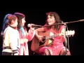 Camila Moreno & Amanda - Millones (Musica Y Compromiso 29.07.2011)