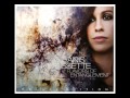 Alanis Morissette - Giggling Again For No Reason - Flavors Of Entanglement (Deluxe Edition)