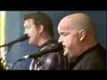 Them Crooked Vultures - Gunman (live Rock Werchter 2010)