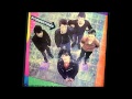 The Undertones - The girls don't like it. (w/lyrics)