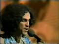Caetano Veloso canta Alegria Alegria - 1975.