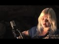 Elle King plays Ain't No Sunshine by Bill Withers - Legends of La La