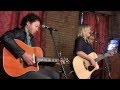 ALEXZ JOHNSON - Nothin' On Me - acoustic MoBoogie Loft Session