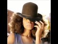 Erykah Badu - Sometimes