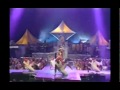 Christina Aguilera - Come On Over Ft. Fred Durst (MTV VMA 2000)