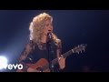 Tori Kelly - Nobody Love (2015 Radio Disney Music Awards)